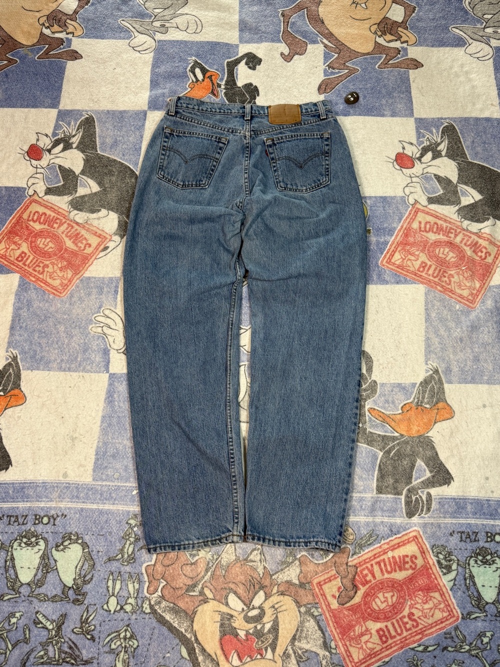 Vintage Levi 560 jeans